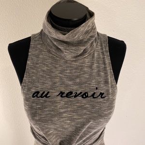 Au revoir Turtle Neck Top